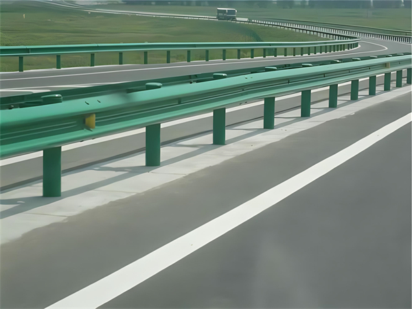 昌邑高速护栏板守护安全广泛应用于多个行业